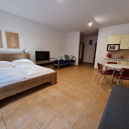 Fatrapark 2 Apartments Hrabovo - Hlavna Recepcia Ruzomberok Eksteriør billede